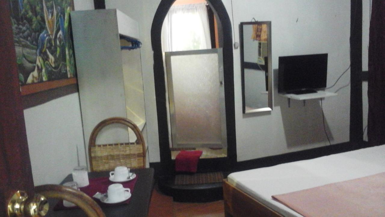 Larmar bed&breakfast Puerto Princesa Exterior foto