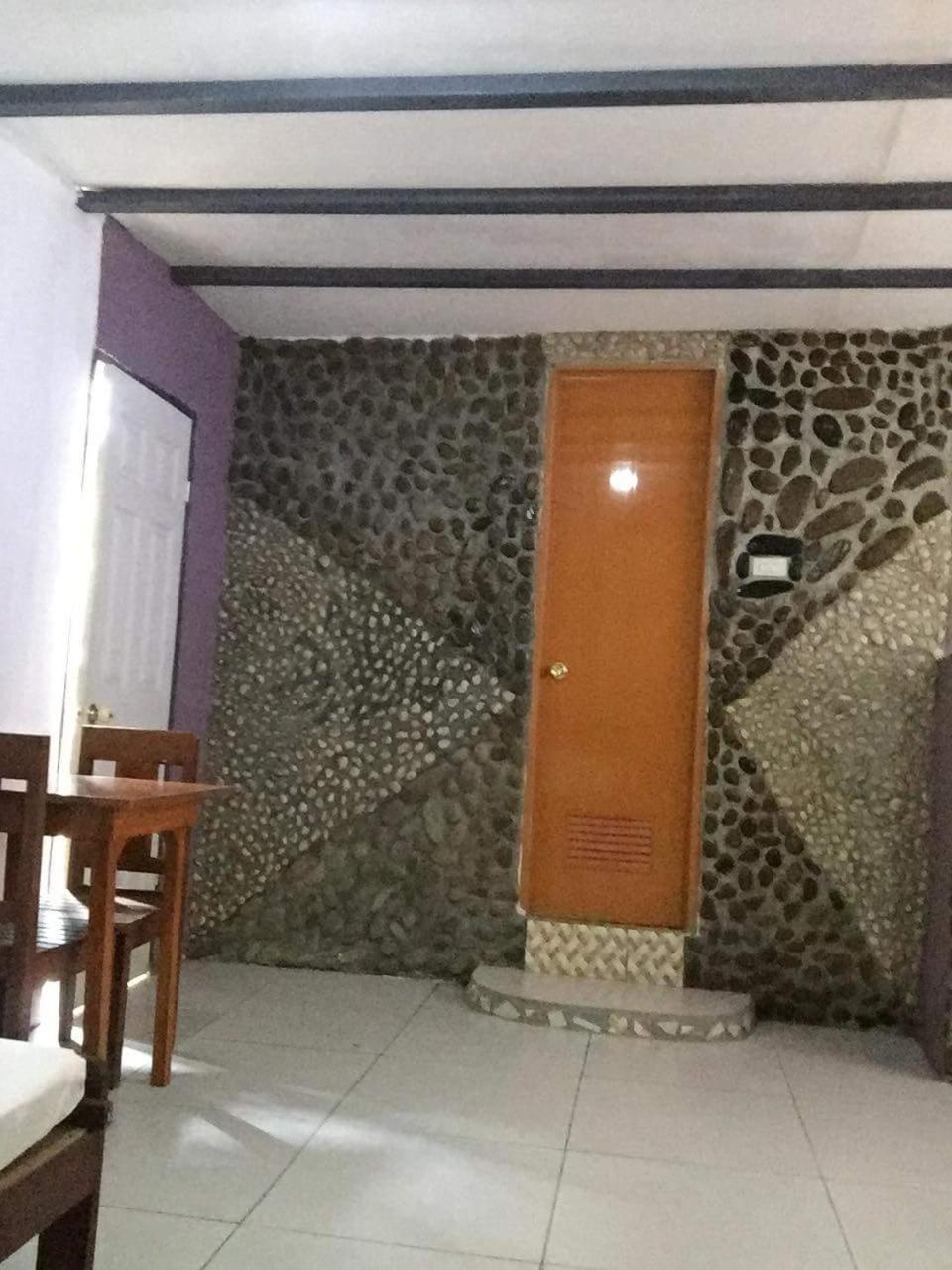 Larmar bed&breakfast Puerto Princesa Exterior foto