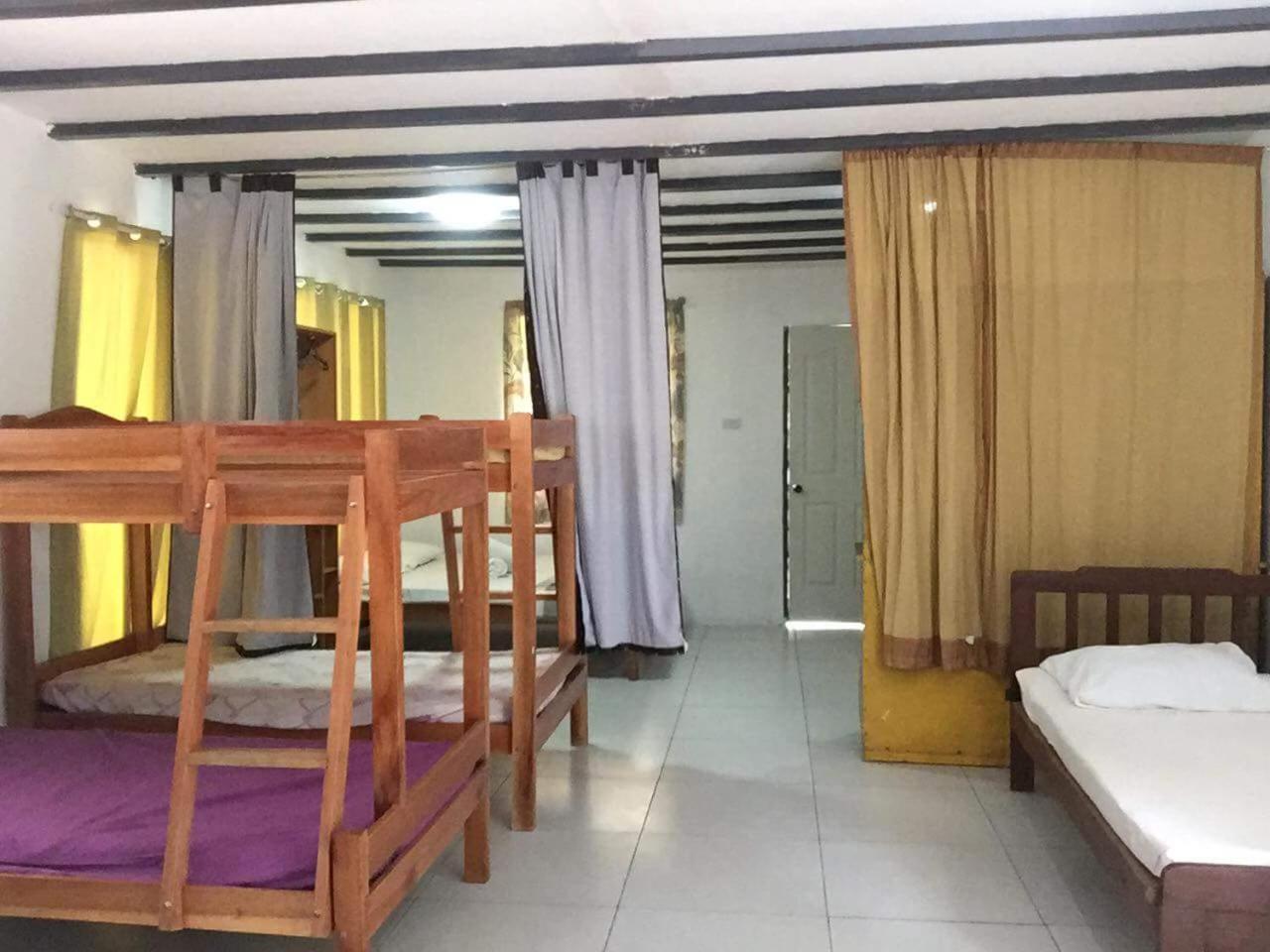 Larmar bed&breakfast Puerto Princesa Exterior foto